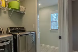 417 Glenwood Ave, Burlington, NC 27215 - Photo 13