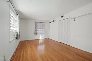 3704 Pembrook Pl, Raleigh, NC 27612 - Photo 35