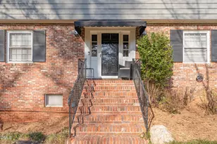 3704 Pembrook Pl, Raleigh, NC 27612 - Photo 5