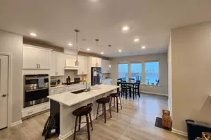 2860 Hunter Woods Dr, Apex, NC 27502 - Photo 5