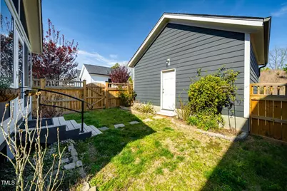 853 Great Ridge Parkway, Chapel Hill, NC 27516 - Photo 5