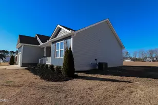 152 Springtooth, Zebulon, NC 27597 - Photo 5