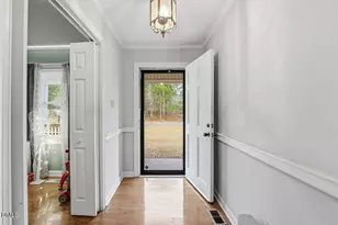 209 Crestwood Dr, Goldsboro, NC 27530 - Photo 5