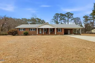 209 Crestwood Dr, Goldsboro, NC 27530 - Photo 1
