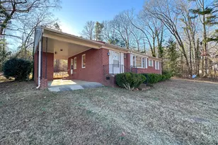 149 Ridgecrest Dr, Warrenton, NC 27589 - Photo 3