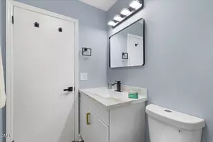 4627 Stafford Dr, Durham, NC 27705 - Photo 35