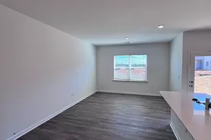 139 Starlight St, Sanford, NC 27330 - Photo 5