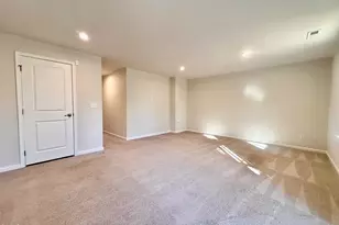 945 Arnold Place Dr, Fuquay Varina, NC 27526 - Photo 9