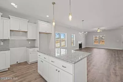1013 Ivory Lane, West End, NC 27376 - Photo 7