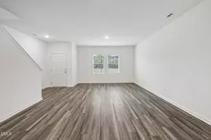 2201 Gln Xing Dr, Durham, NC 27704 - Photo 15