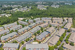 2001 Summerhouse Rd, Cary, NC 27519 - Photo 9