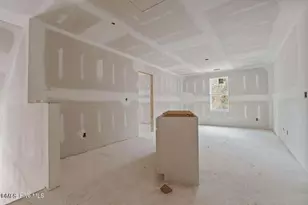 205 Telluride Ct, Aberdeen, NC 28315 - Photo 9