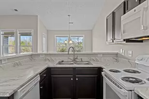 6748 Willowbrook Dr, Fayetteville, NC 28314 - Photo 9