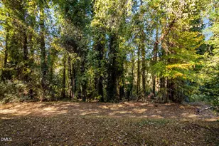 500 Umstead, Chapel Hill, NC 27516 - Photo 23