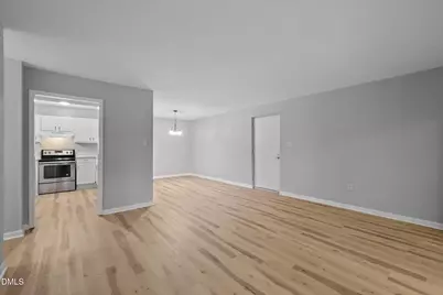 500 Umstead #Unit 101 E, Chapel Hill, NC 27516 - Photo 7