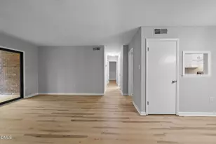 500 Umstead, Chapel Hill, NC 27516 - Photo 5