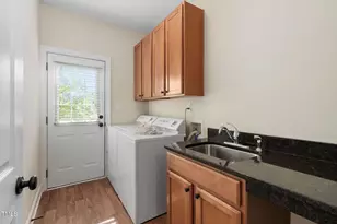 1602 Eagle Lodge Ln, Durham, NC 27703 - Photo 21