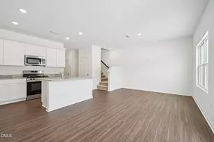 200 Flagstone Wy, Wilsons Mills, NC 27520 - Photo 7