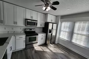 625 Thistlegate Trail, Raleigh, NC 27610 - Photo 9