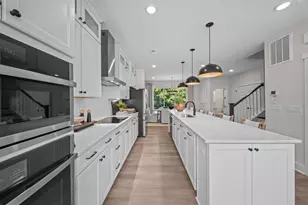 10903 Bayflower Wy, Raleigh, NC 27617 - Photo 5