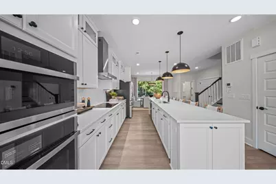 10903 Bayflower Way, Raleigh, NC 27617 - Photo 7