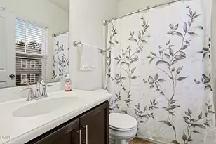 4132 Sykes St, Cary, NC 27519 - Photo 9