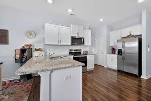 118 Norris Creek Dr, Clayton, NC 27527 - Photo 11