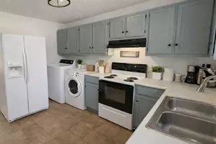 1932 Wood Ave, Burlington, NC 27215 - Photo 3