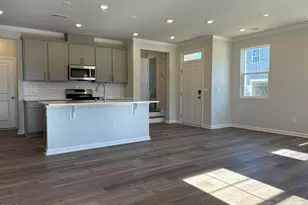 2011 Rabbit Hop Trl, Apex, NC 27502 - Photo 3