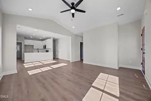 206 S Wall St, Benson, NC 27504 - Photo 13
