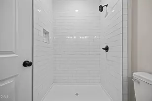 206 S Wall St, Benson, NC 27504 - Photo 17