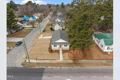 206 S Wall Street, Benson, NC 27504 - Photo 31