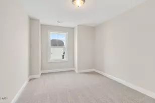 552 Barrington Row Ave, Zebulon, NC 27597 - Photo 21