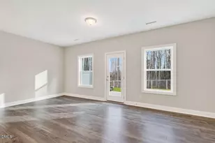 552 Barrington Row Ave, Zebulon, NC 27597 - Photo 15