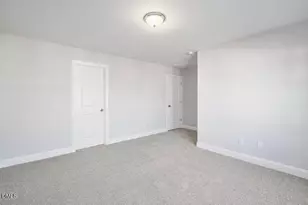 600 Barrington Row Ave, Zebulon, NC 27597 - Photo 11