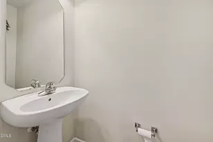 913 Woodside Park Ln, Durham, NC 27704 - Photo 25