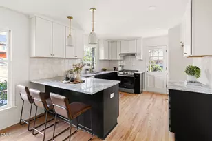 313 Yorktown Dr, Chapel Hill, NC 27516 - Photo 9