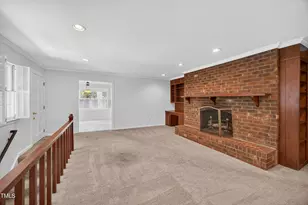 818 Colonial Dr, Burlington, NC 27215 - Photo 13