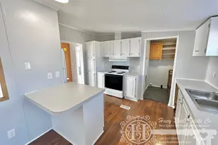 2008 Burnett Church Rd, Graham, NC 27253 - Photo 5