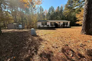 192 Mum Ln, Henderson, NC 27537 - Photo 3