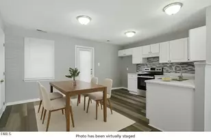 5121 Jimmy Ridge Pl, Raleigh, NC 27610 - Photo 9