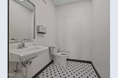 207 S Garnett Street, Henderson, NC 27536 - Photo 15