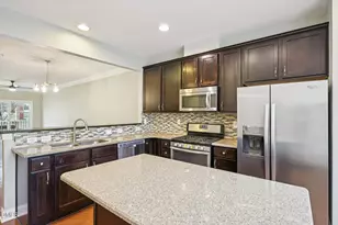 10510 Sablewood Dr, Raleigh, NC 27617 - Photo 13