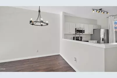 1733 Sorrell Brook Way, Raleigh, NC 27609 - Photo 5