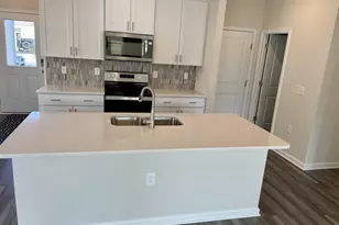 912 Field Ivy Dr, Fuquay-Varina, NC 27526 - Photo 11