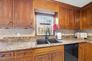 2540 Rolling Meadows Dr, Raleigh, NC 27603 - Photo 15