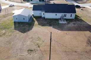 111 Fox Run Ct, Benson, NC 27504 - Photo 37