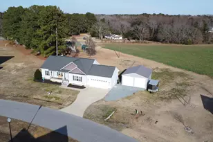 111 Fox Run Ct, Benson, NC 27504 - Photo 5