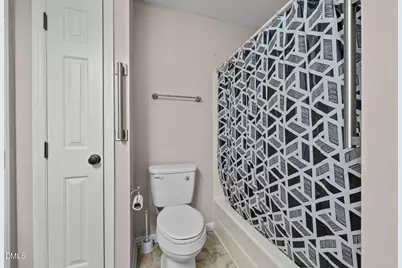 135 Boldleaf Court, Cary, NC 27513 - Photo 19