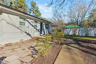 626 S Hoover Rd, Durham, NC 27703 - Photo 5